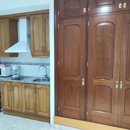 Apartamentos Leonor Carihuela Торремолинос Экстерьер фото